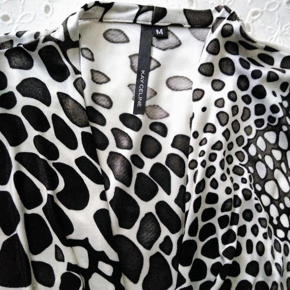 Kay Celine Fuax Wrap Long Sleeve Top (Made in USA) size M - Picture 4 of 9